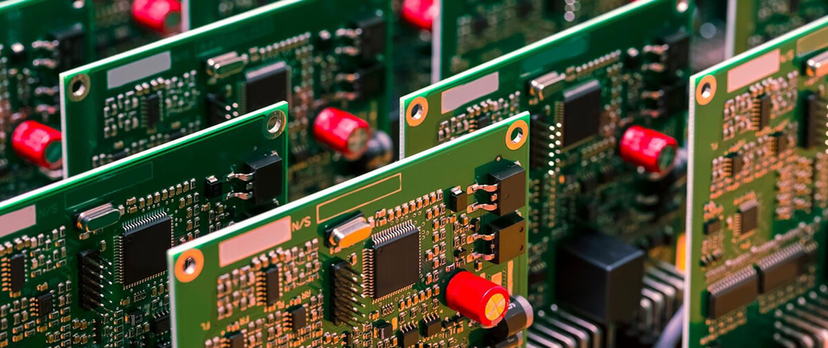 1.印刷电路板(PCB)的制造和装配效率正在成为前沿，推动了首次可生产电子产品的需求。